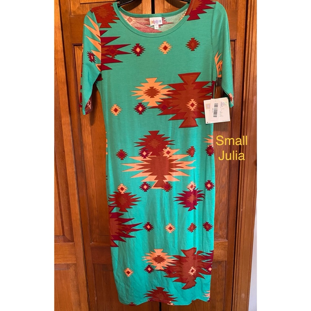 LuLaRoe Julia